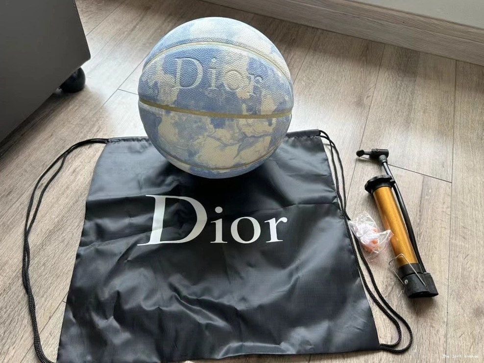 BASKETBALL DIOR 0723